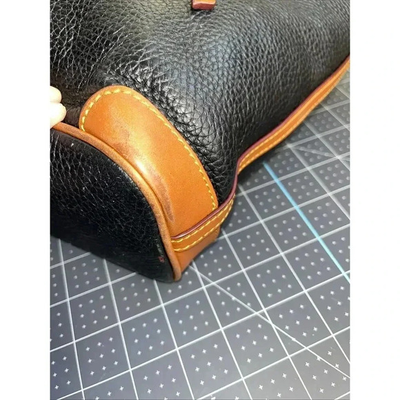 Dooney & Bourke Black and Tan Crossbody Bag - Picture 4 of 11